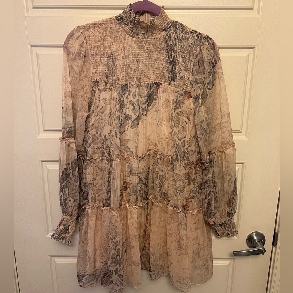 Olivaceous dress